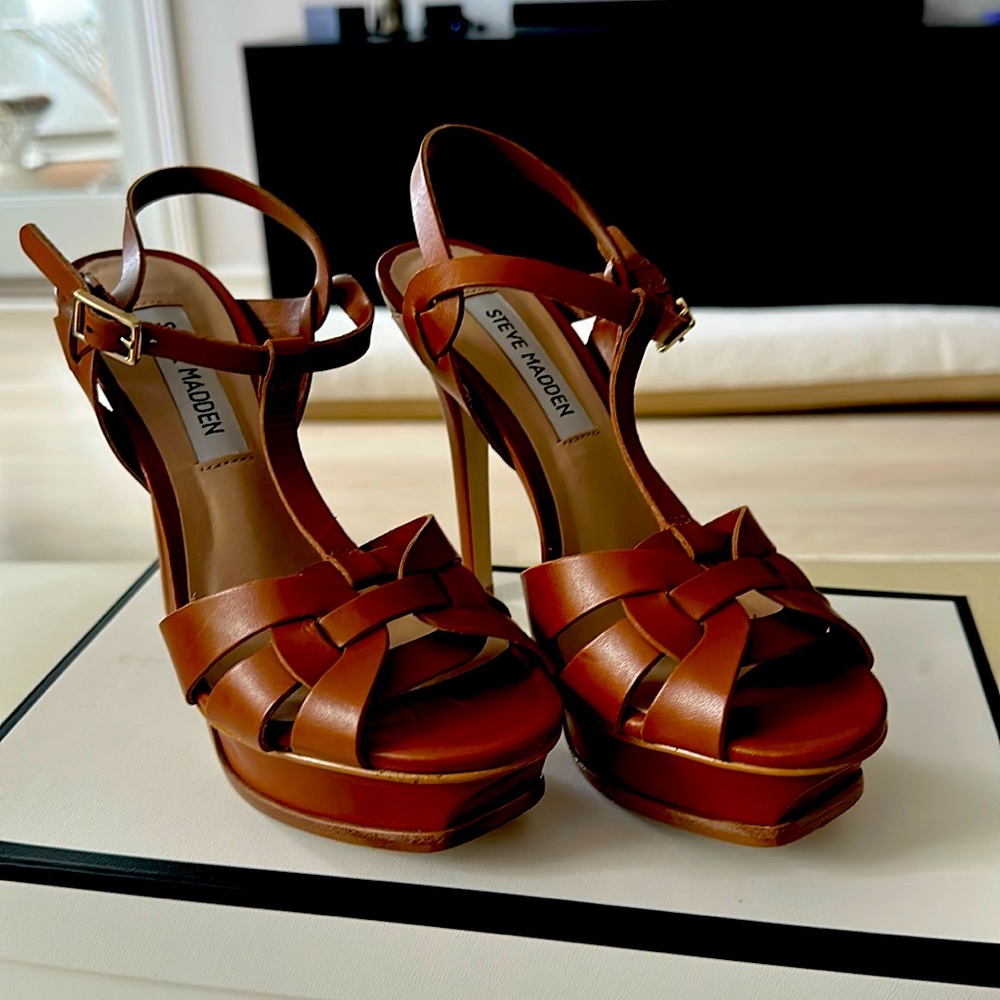 Steve Madden tribute 105 platform sandal new